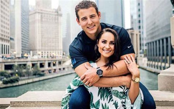 
28 Years old Baseball player Anthony Rizzo Engaged to Emily Vakos. Their Wedding Plans 