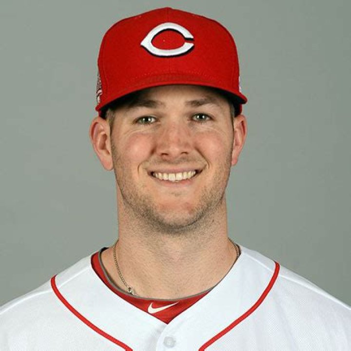 Alex Wood Biography- MLB player, Salary, Contract, Net worth, Earnings, Stats, Age, Height, Married, Wife, Children, Family, Nationality, Girlfriend, Parents