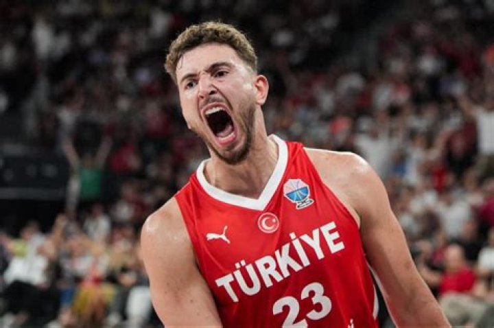 Alperen Sengun NBA Draft Prospect, Age, Stats, Career, Family, Girlfriend, Salary