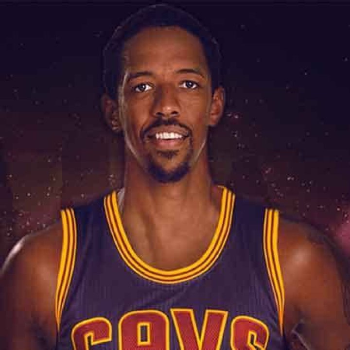 Channing Frye Bio-salary, net worth, married, girlfriend, wife, children, relationship, nationality, career, contract