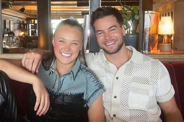 David Archuleta’s Boyfriend In 2 Relationship Status!
