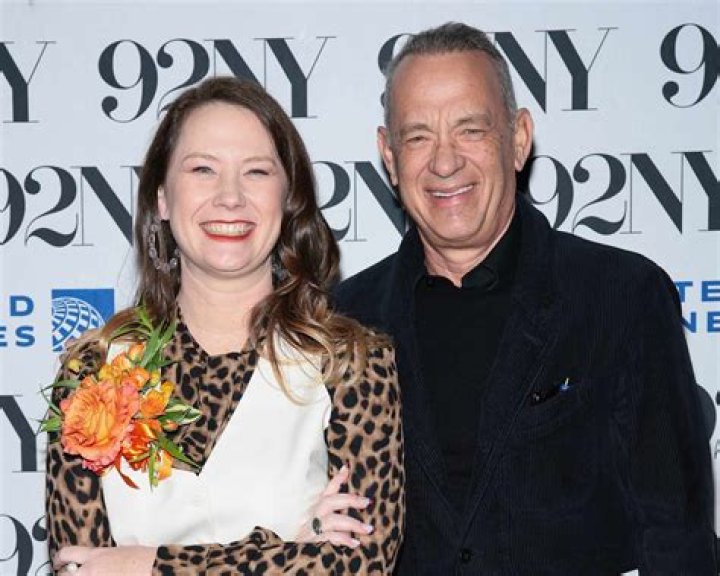 Elizabeth Ann Hanks wiki-bio, married, husband, siblings, family,net worth