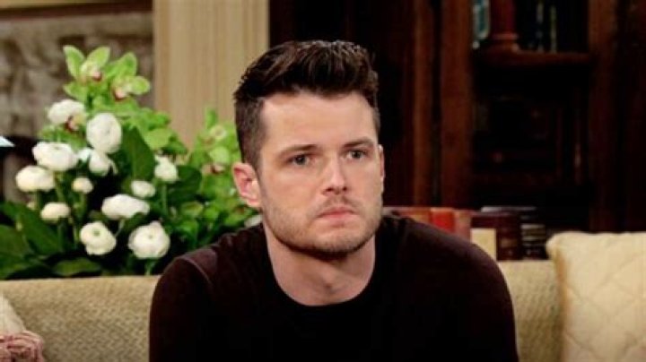 The Young And The Restless Spoilers: Kyle Follows Through And Betrays Family?