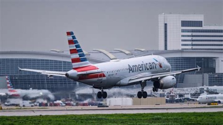 This Top Airline Is Cutting Flights From 33 Major Cities, Starting This Fall