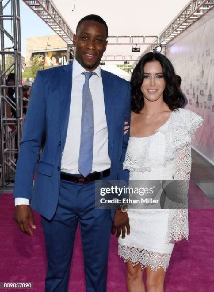 Wayne Simmonds' Wife Crystal Corey; How is their Married Life? (Husband, Children, Family, Net worth)